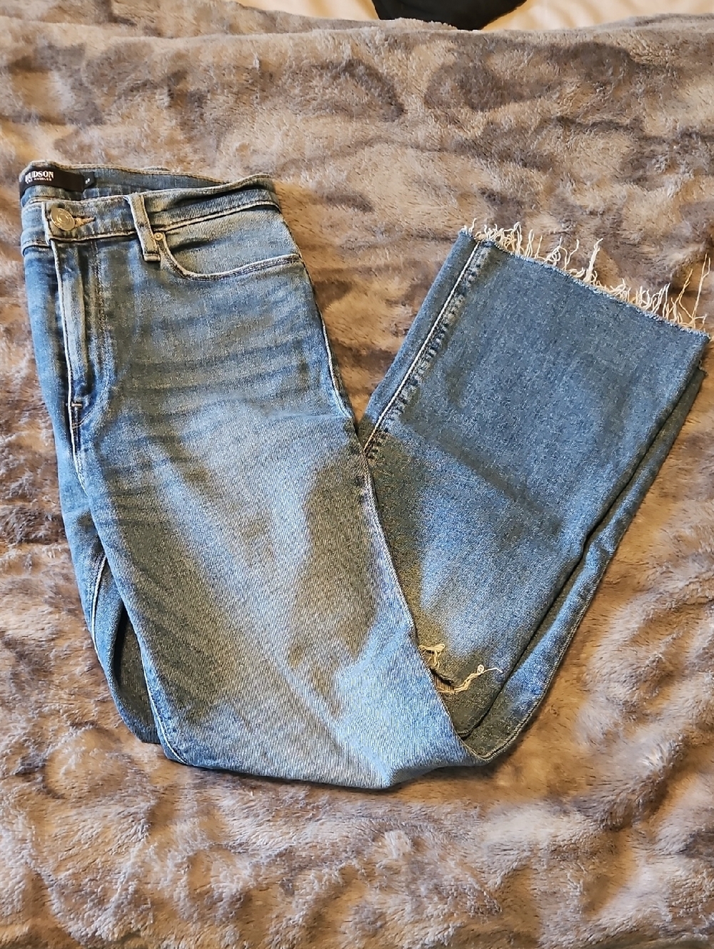 Hudson Barbara Raw-Hem Light Blue Cropped Straight Jeans
